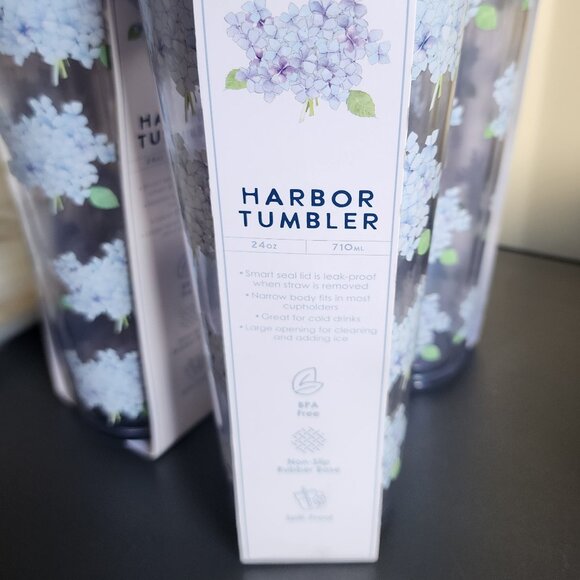 Sara Fitz Harbor Tumbler Hydrangea NWT 24oz - Picture 2 of 3